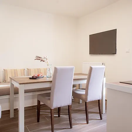 Tailor Garden House Appartement Tríkala